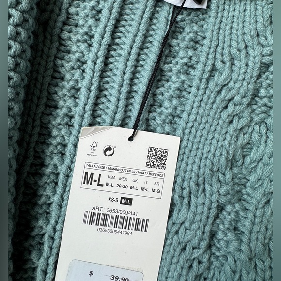 Zara Knit Vest - Picture 3 of 3